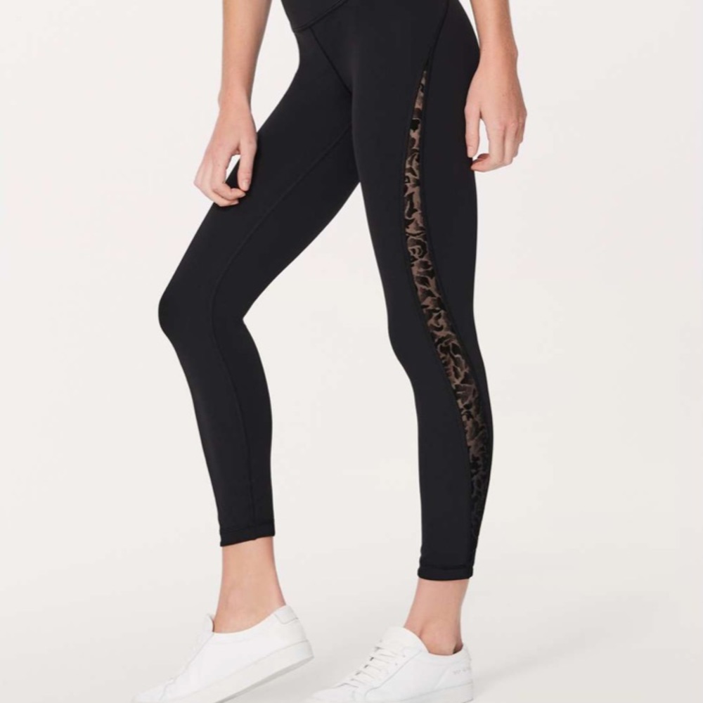 Lululemon meant to move 7/8 tight